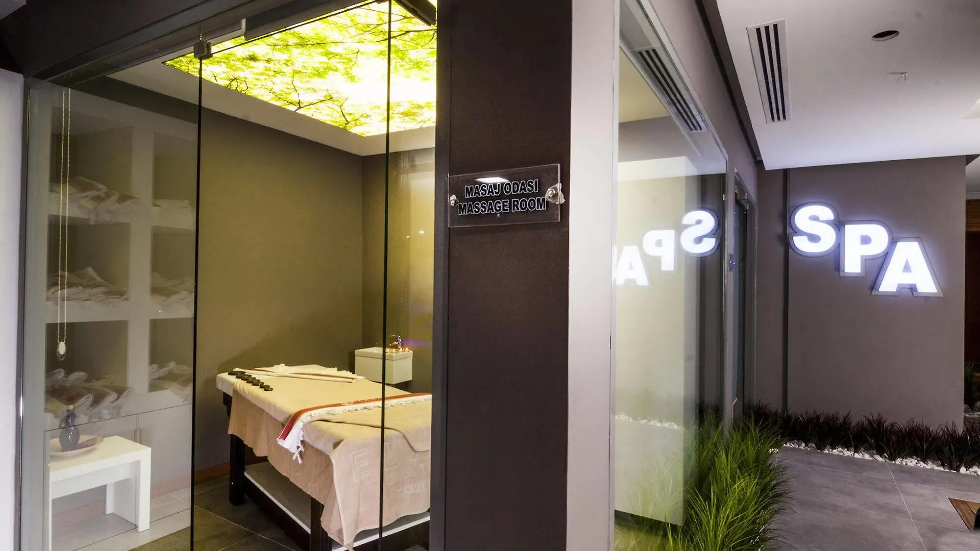 Elara Hotel Izmir